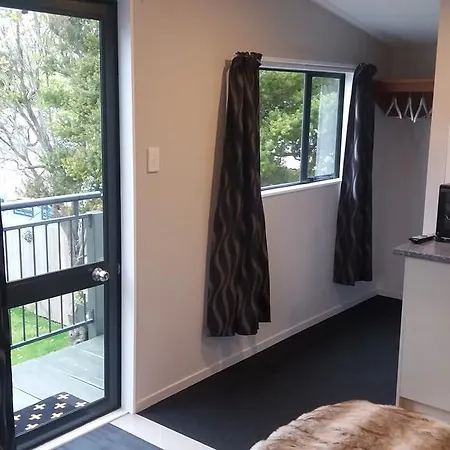 Stream View Apartment Christchurch Exterior photo